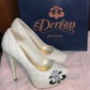 DEREON By Beyonce heels